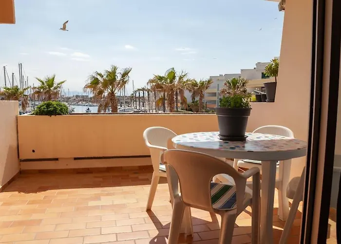 4 People - Christmas Market - Port - Apartamento